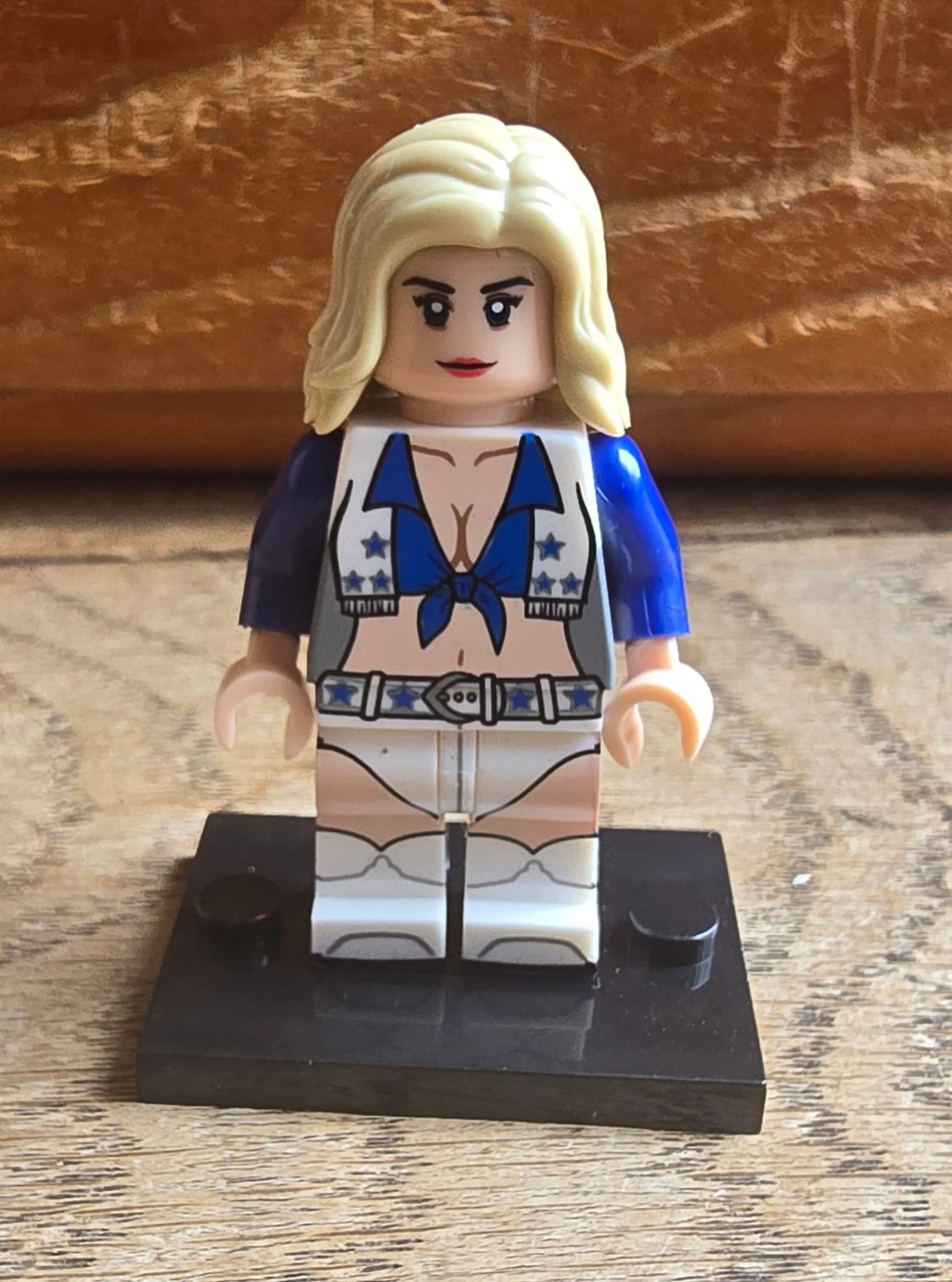 Dallas Cowboys Cheerleader Minifigure