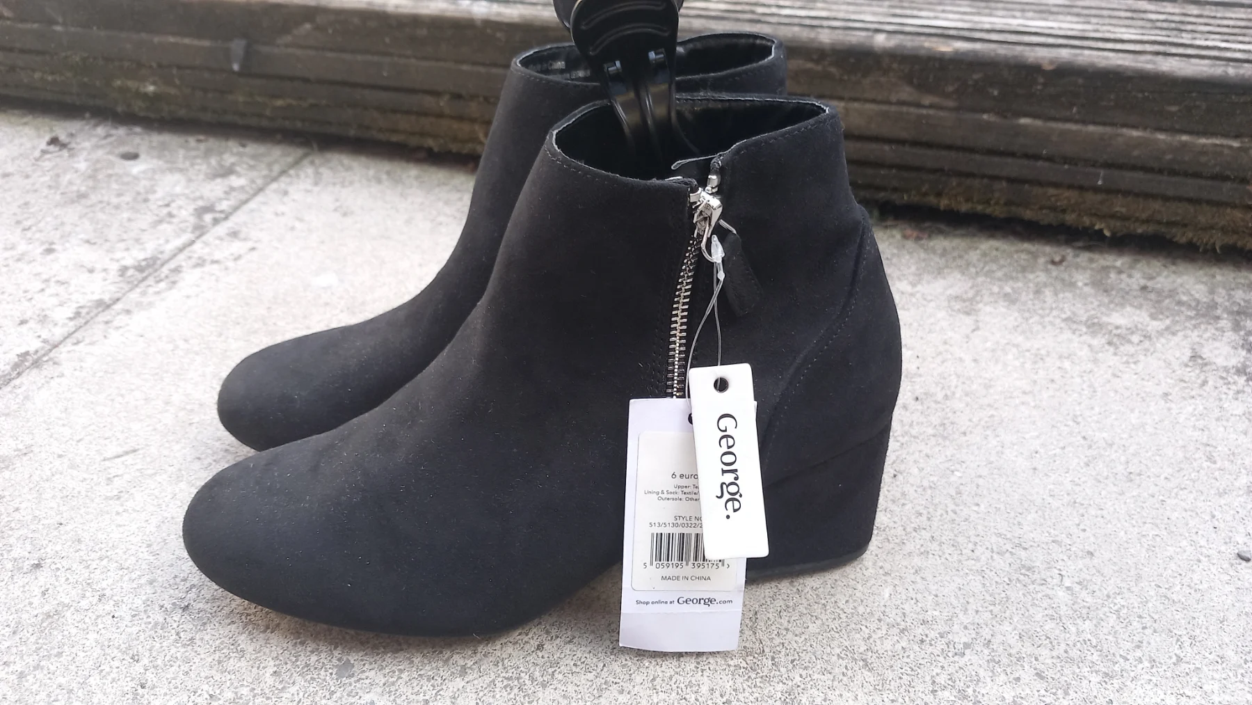 Womans ankle boots