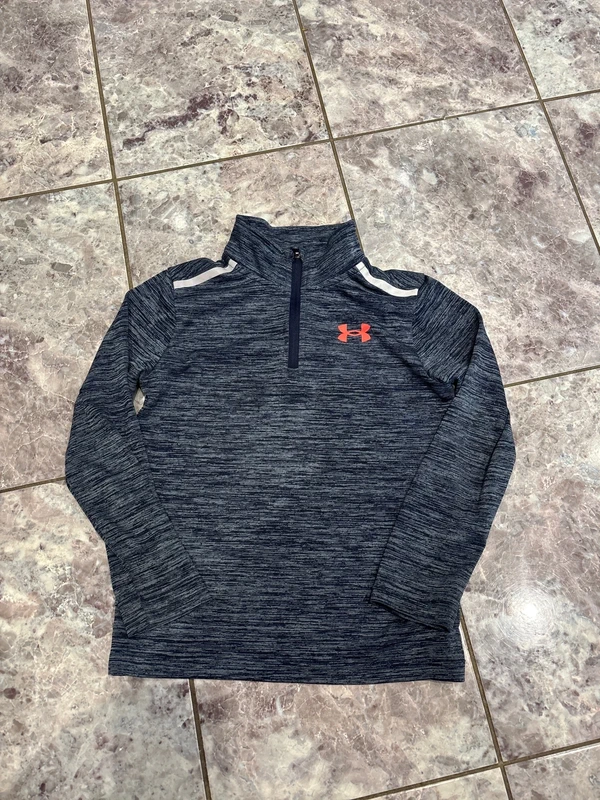 Under Armour Boys Quarter Zip Athletic Shirt Age 5-6