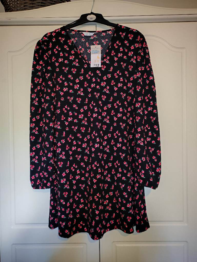 Black and pink floral summer dress size L14 - 16