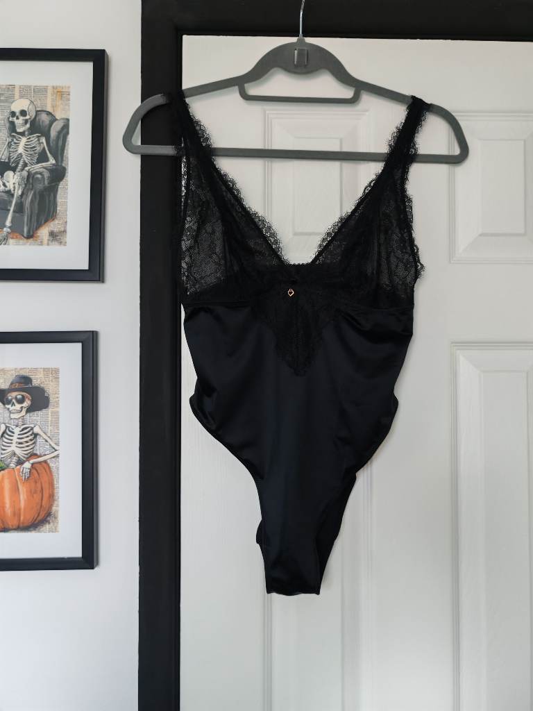 Black stain bodysuit slip with lace bra details
