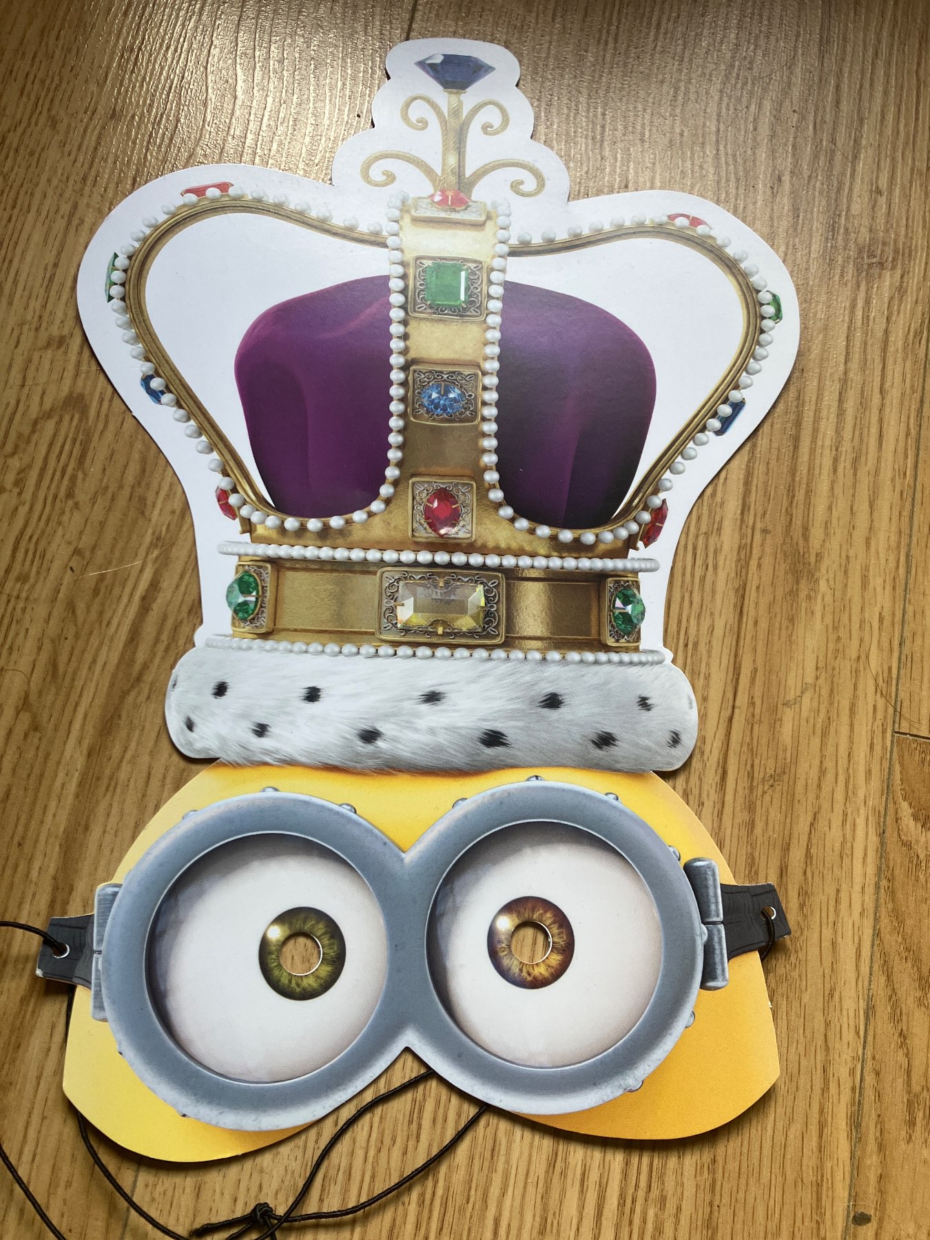 Minions face masks x 6