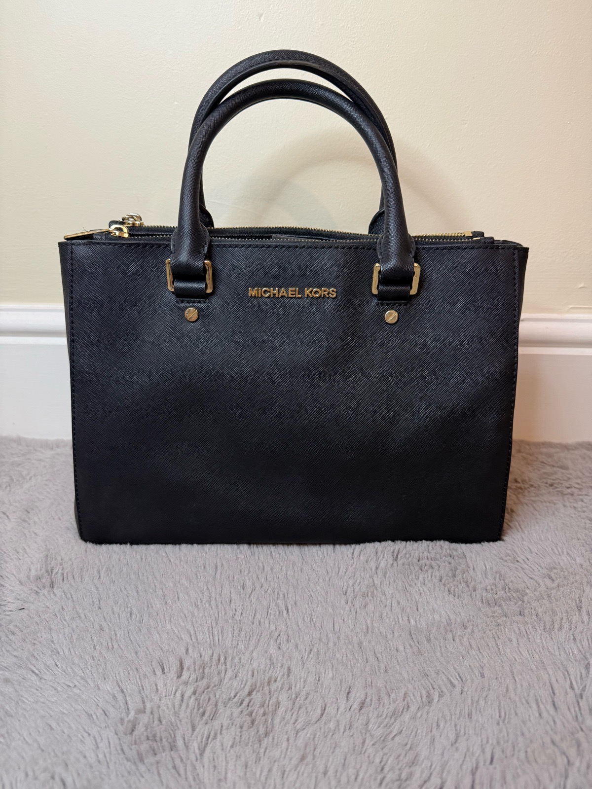 Michael Kors leather bag