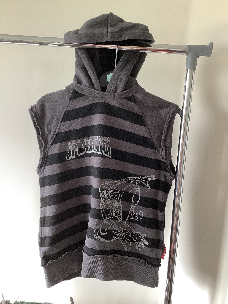 Next boys sleeveless hoodie age 8 years