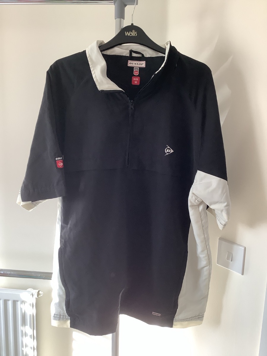 Dunlop gents black windbreaker golf jacket size M