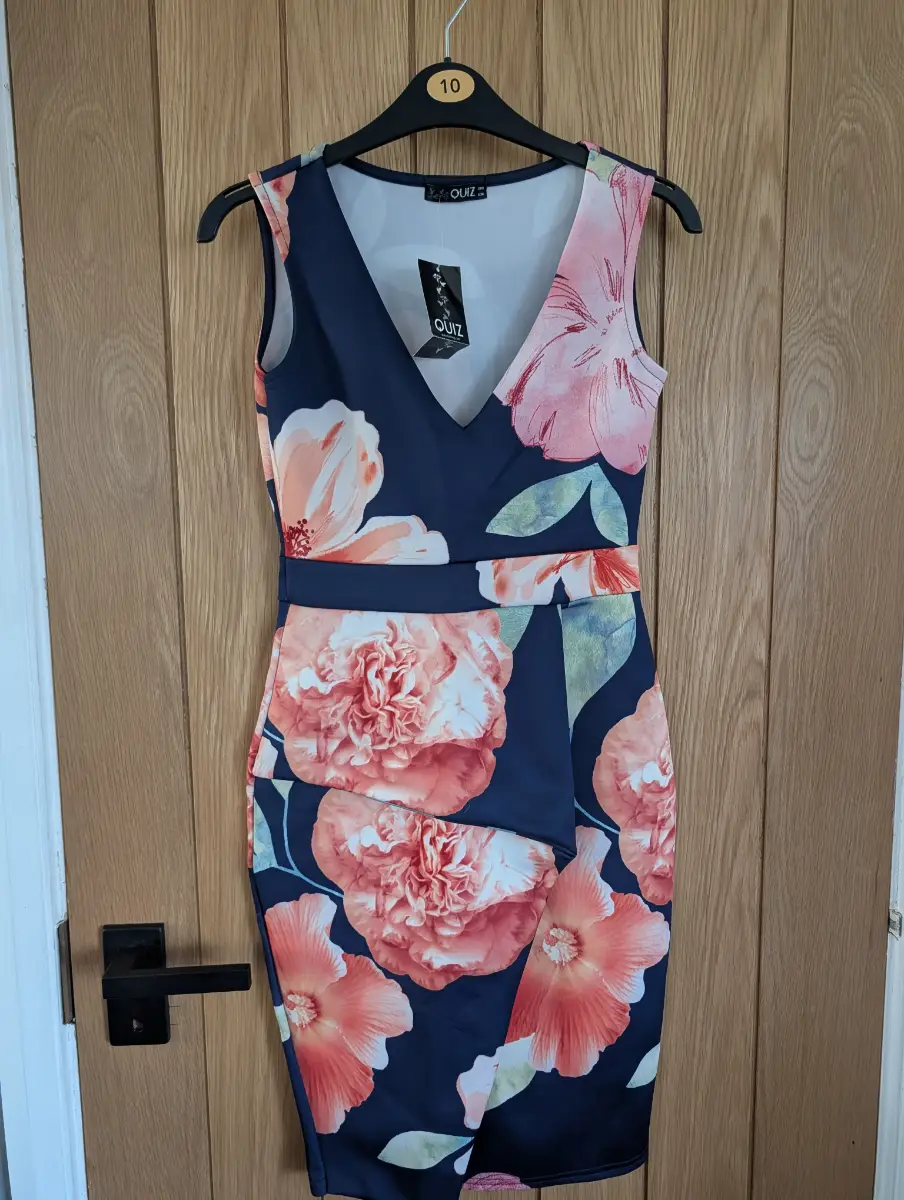 Quiz floral bodycon dress size 8 wedding guest brand new