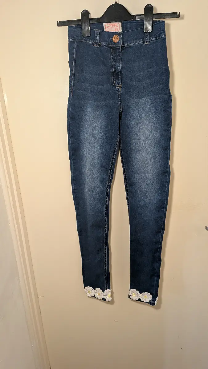 Girls next jeans
