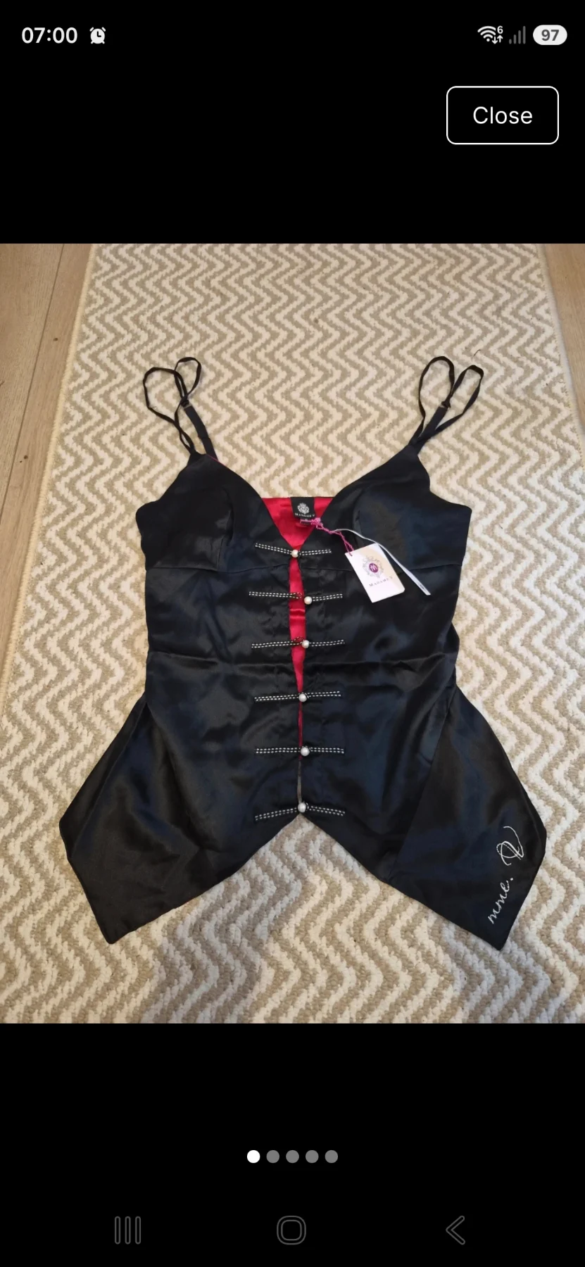 Madame V silk top
