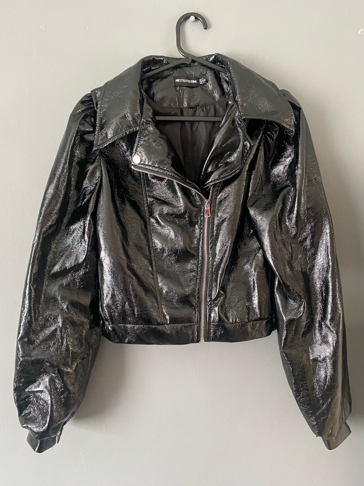 Item 577 • PrettyLittleThing Black Faux Leather Cropped Jacket • Size UK 8
