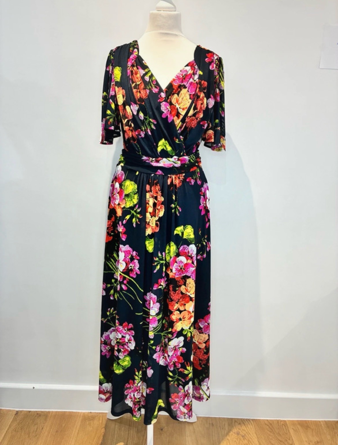 Jolie Moi dress size 8