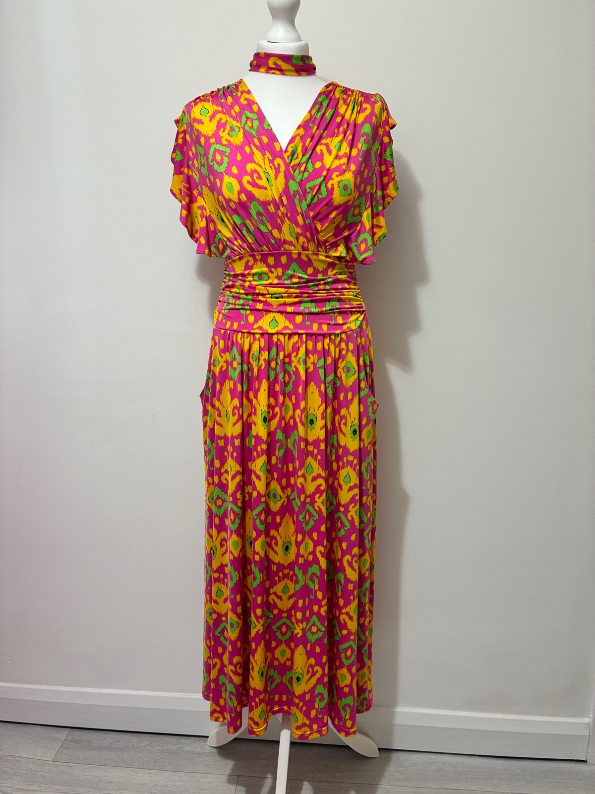 Onjenu Summer Dress Size 10