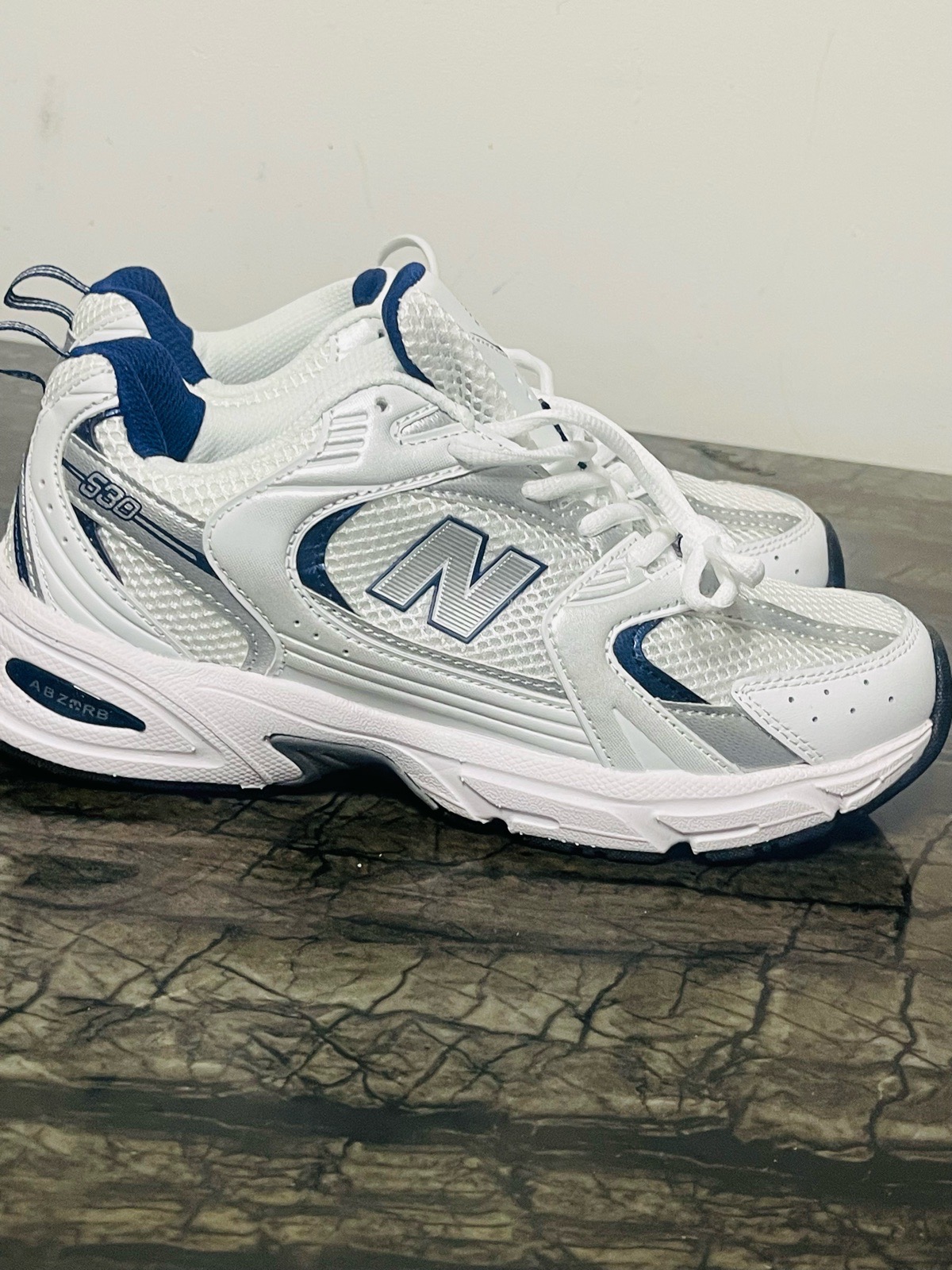 no brand trainers