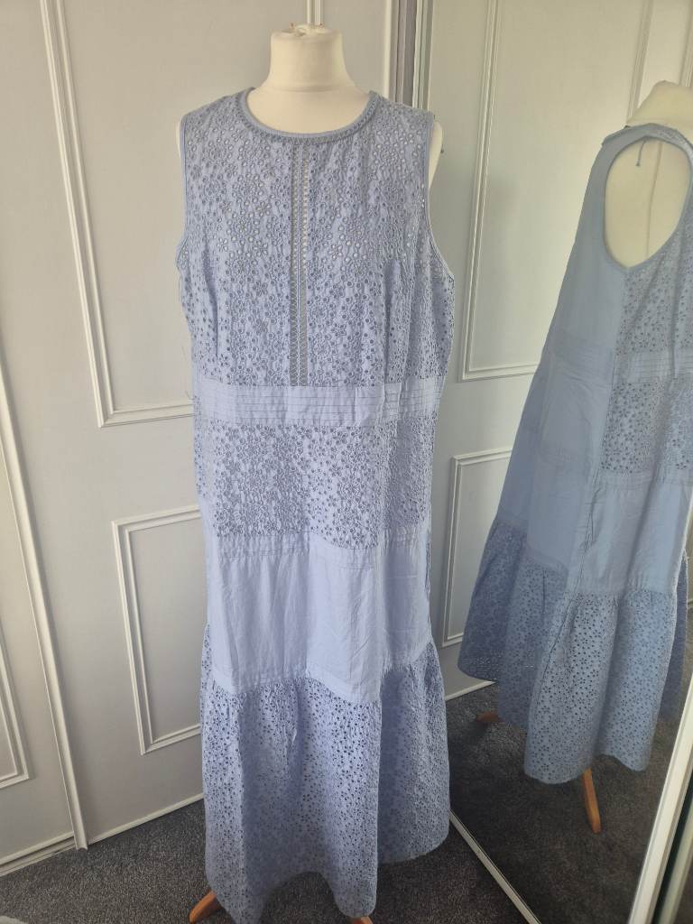Marks and Spencers broderie anglaise powder blue dress size 18