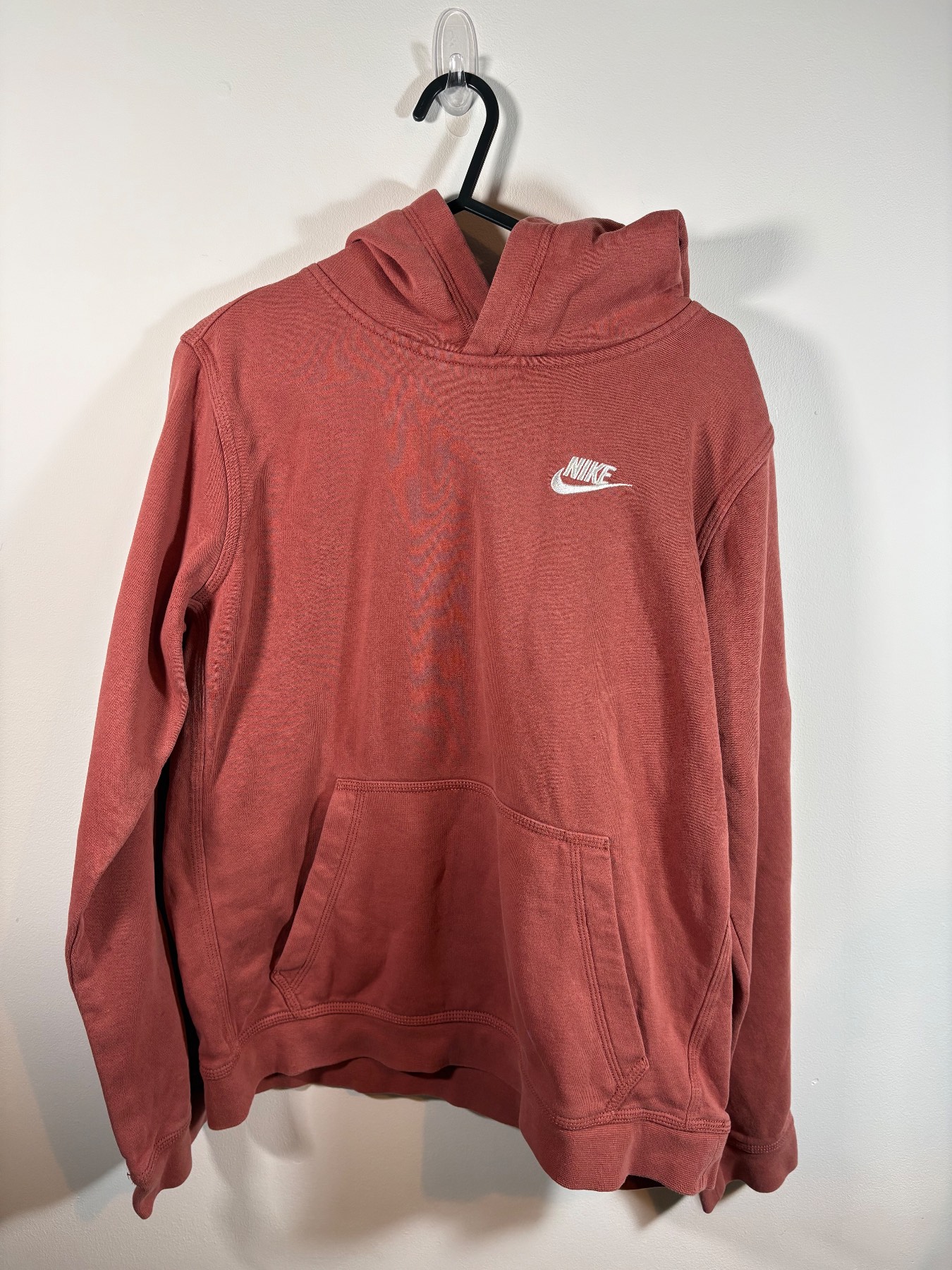 Nike Kids Hoodie – Size XL / 158–170cm – Terracotta – Faded Colour + Pocket Marks