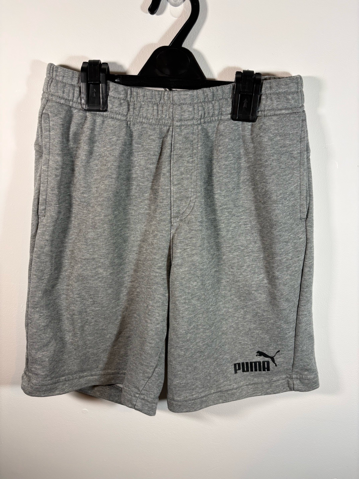 Puma Grey Sweat Shorts – Age 15–16 Years / 176cm – Side Pockets – Bobbled