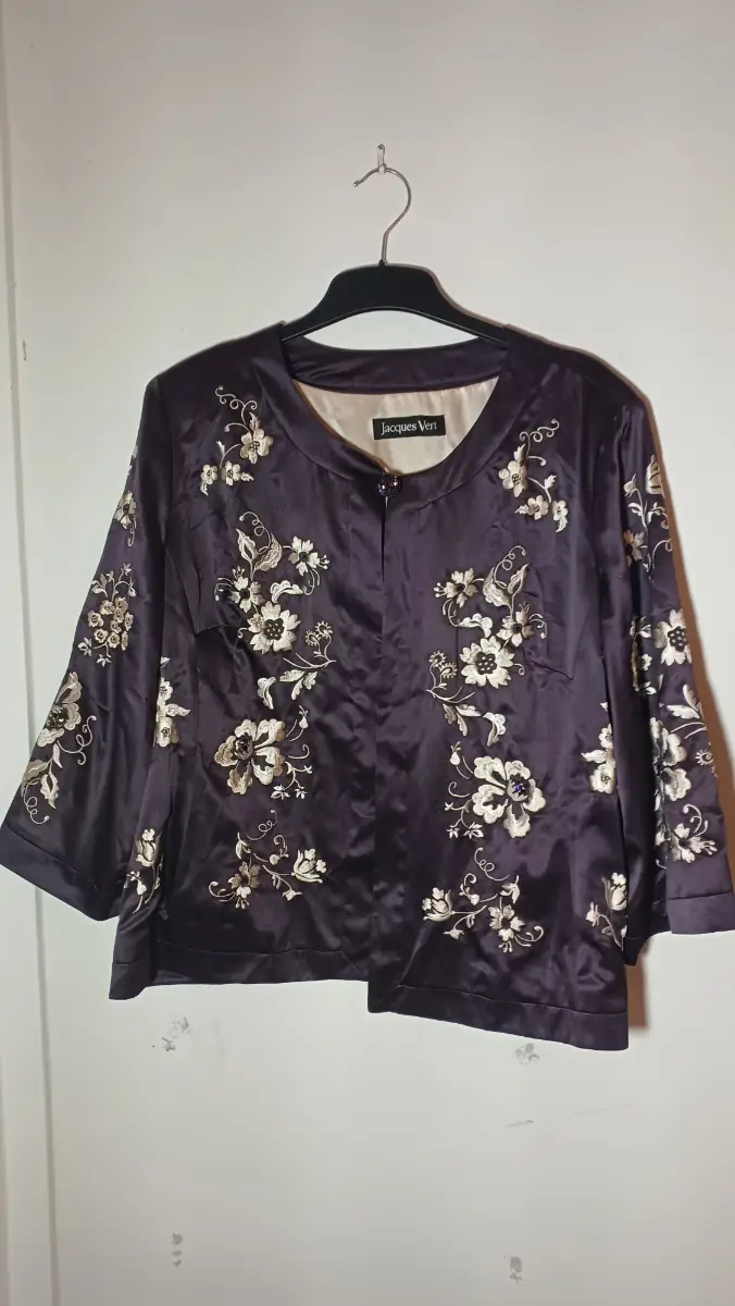 Jacques Vert Size 20 Deep Purple Satin Floral Embroidered Evening Jacket Bolero Cover Up