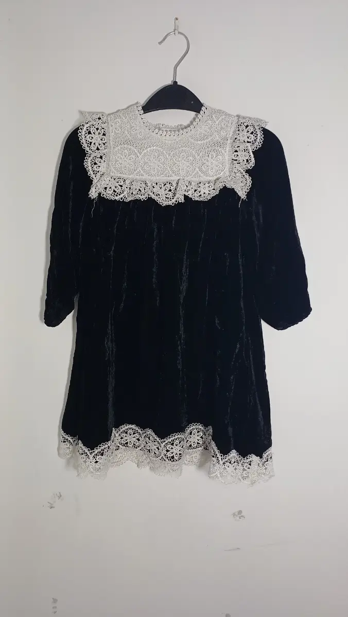 Petite Amalie Black Velvet & Lace Vintage Style Dress Age 7
