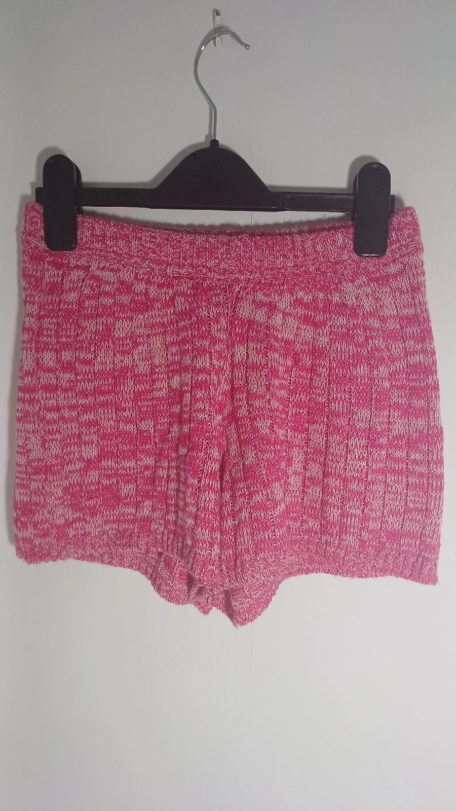 PrettyLittleThing Pink & White Ribbed Knit Shorts | Size Small