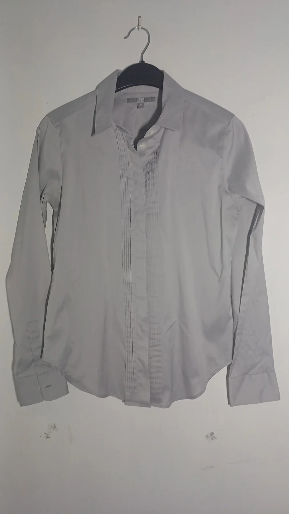 Uniqlo Grey Pintuck Button-Up Formal Shirt / Workwear Blouse - Size XS