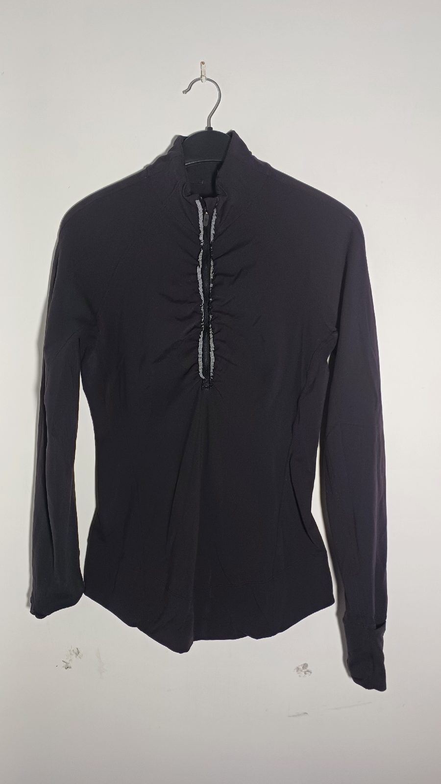 Lululemon Black Half-Zip Long Sleeve Pullover - Size 6