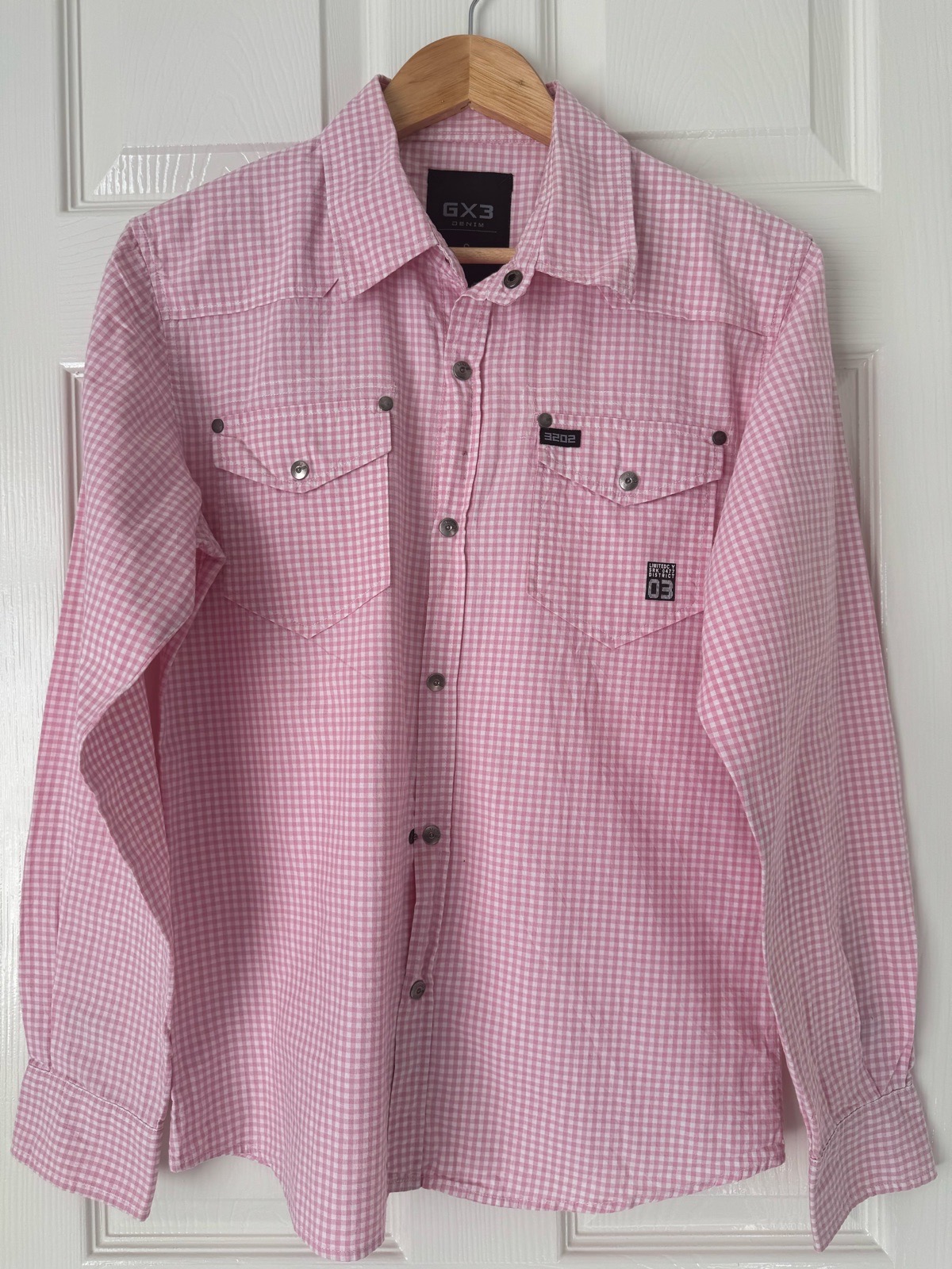 GX3 Denim Men’s Size S Regular Fit Gingham Long Sleeve Button-Up Shirt Pink/White Checkered 1336