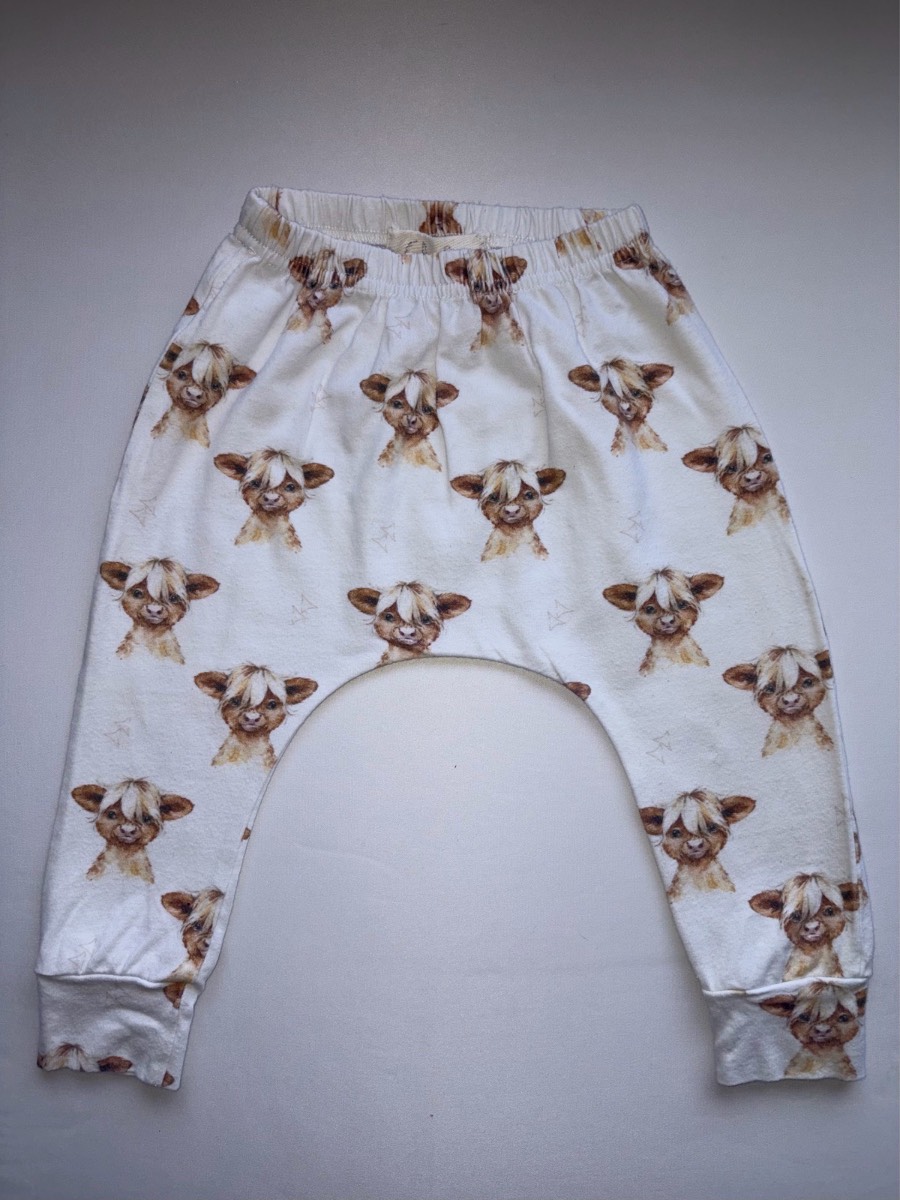 Claybear Hamish Highland Cow Animal Leggings Rare Unique Handmade Baby Clothes Unisex Age 9-12 month