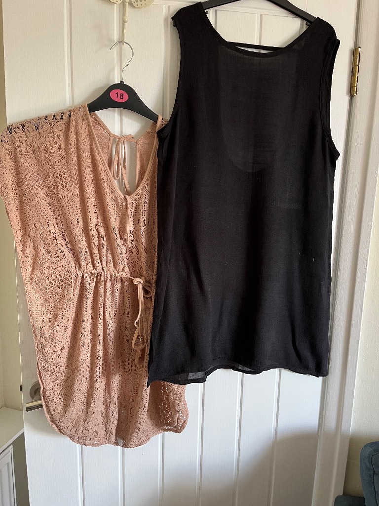2x ladies cover ups crochet beige & plain black size M Primark