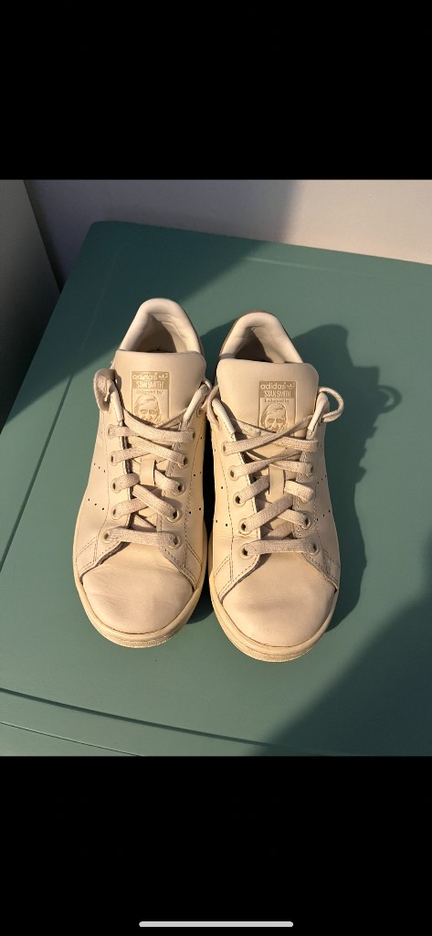 Two tone cream/white adidas Stan smith trainers size 4.5