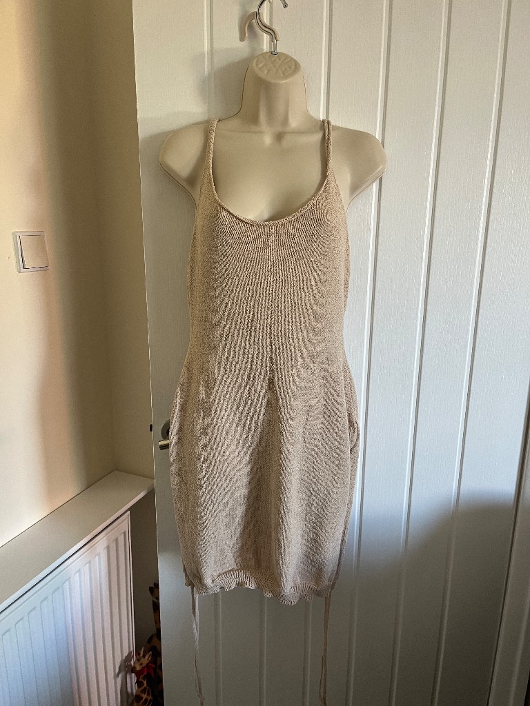 Ladies beige knitted beige mini dress cover up size S nwot