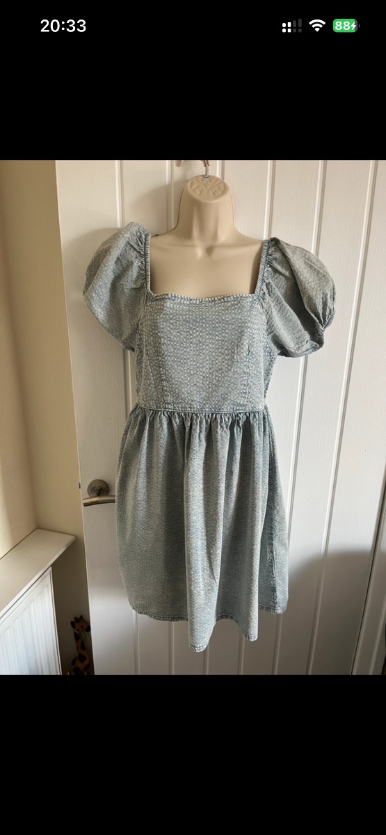 Girls blue/white seersucker gingham design dress with puffed sleeves Next age 13y