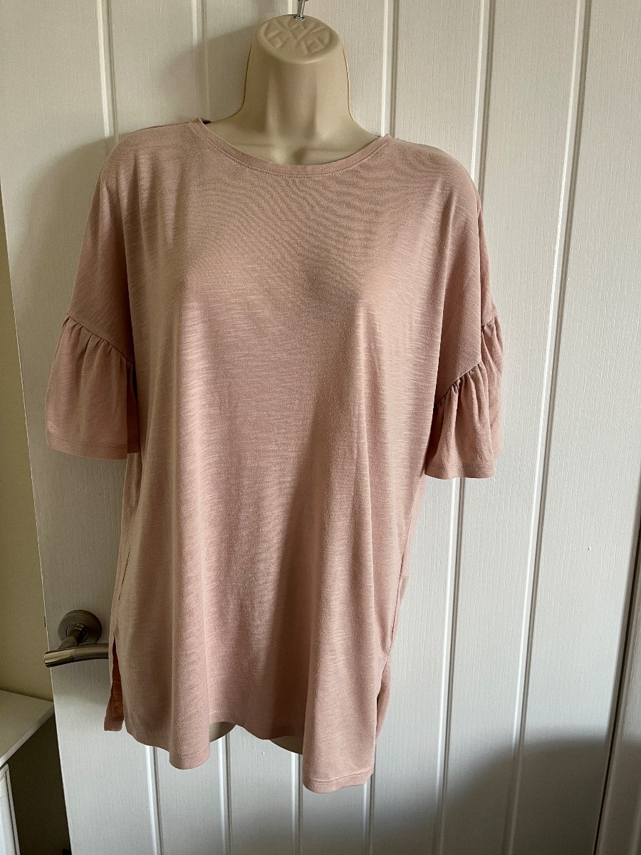 Ladies rose pink top with flutter sleeves new look size 10