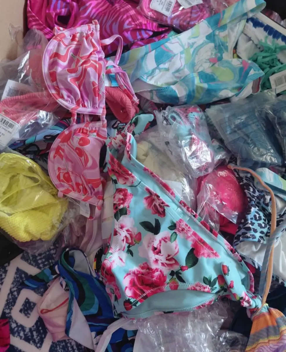 Joblot bikini bottoms / tops 77 items mixed sizes
