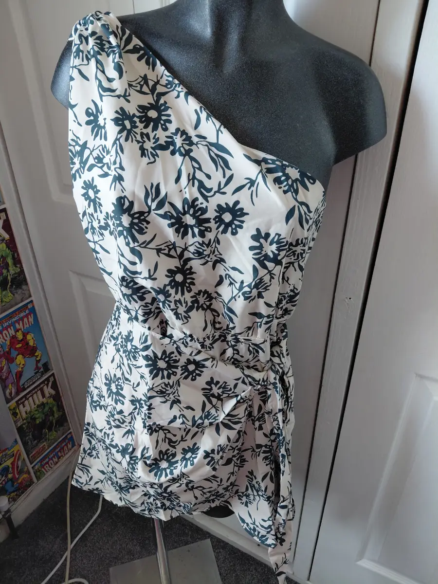 Floral Print One-Shoulder Wrap Dress s 8-10