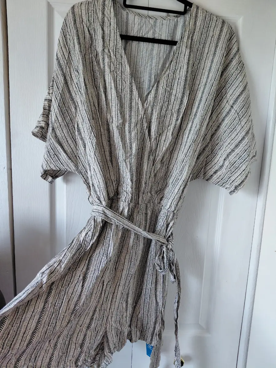 Making Memories Geo Romper Playsuit size XL-18
