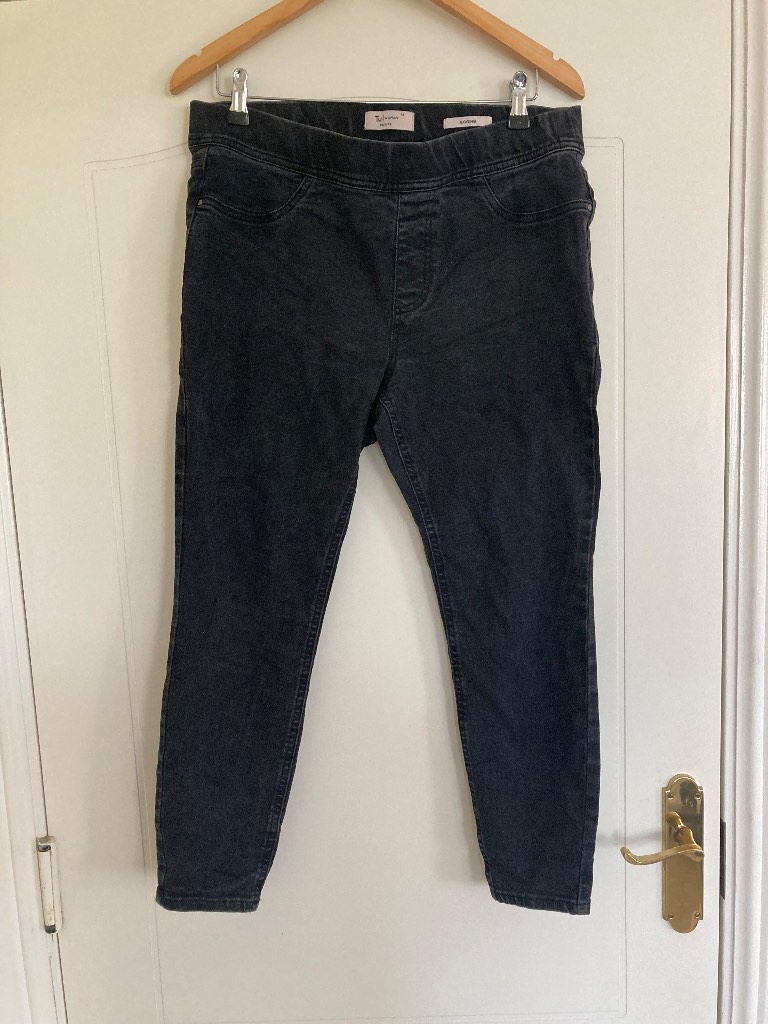 Black Tu Petite Jeggings – Size 14