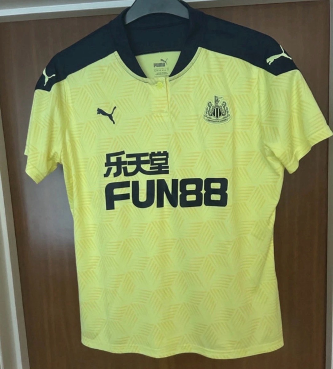 Puma Newcastle United 2020/21 Away Shirt Yellow Women’s XL UK 16