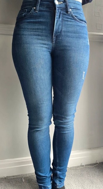 Women’s Skinny Blue Jeans Size W26 (6 UK) H&M Perfect Condition