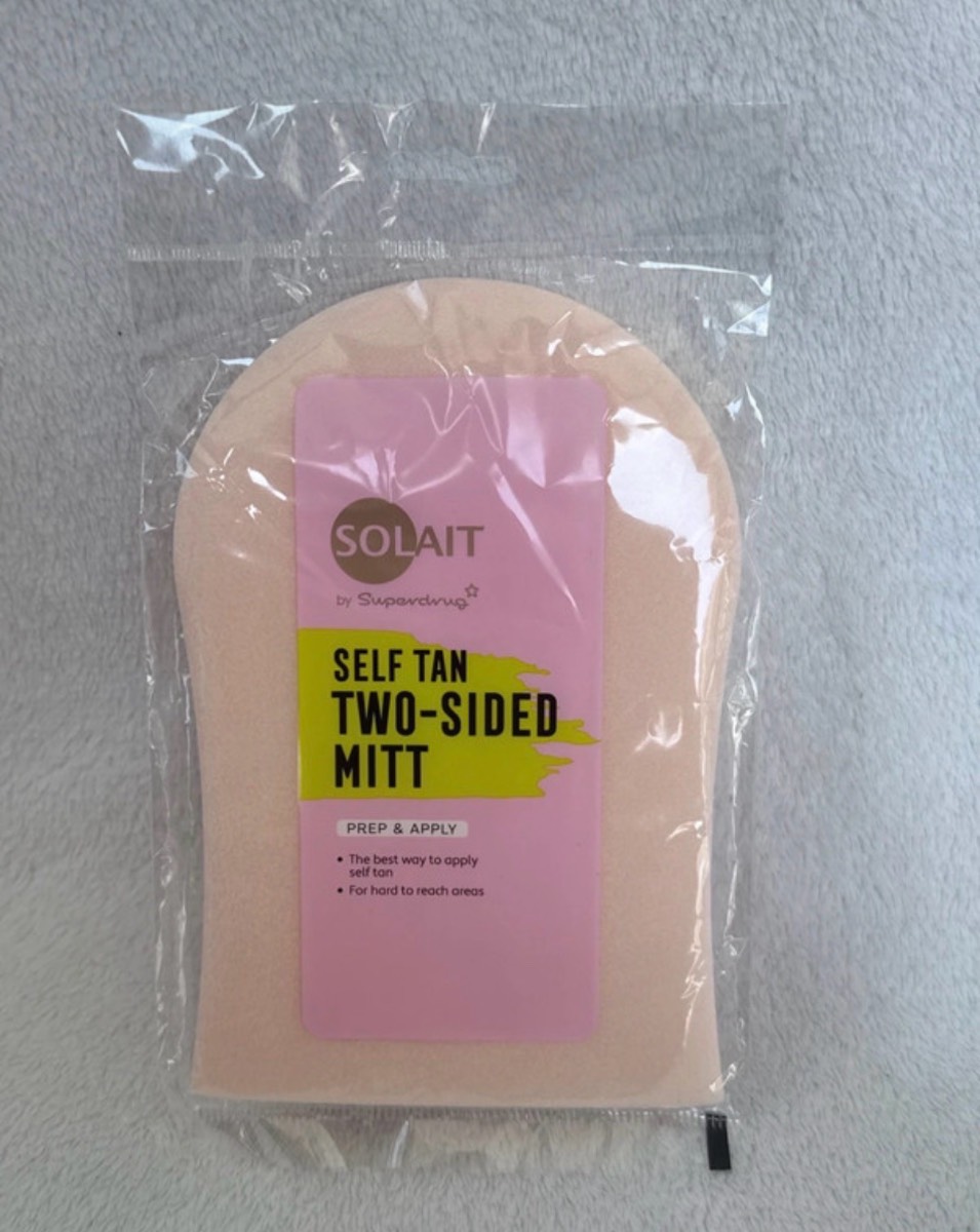 Self tan two-sided mitt