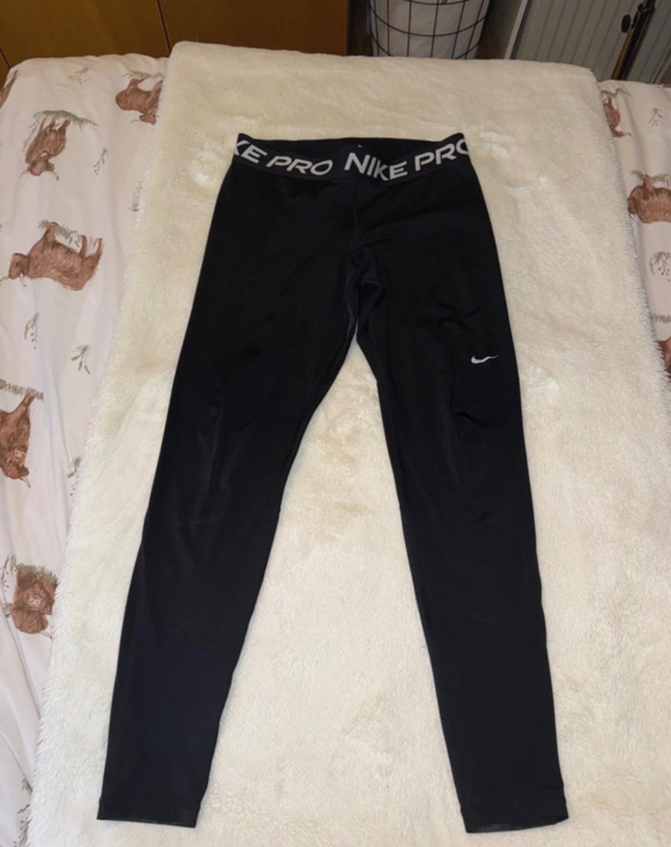 Nike pro leggings with mesh back