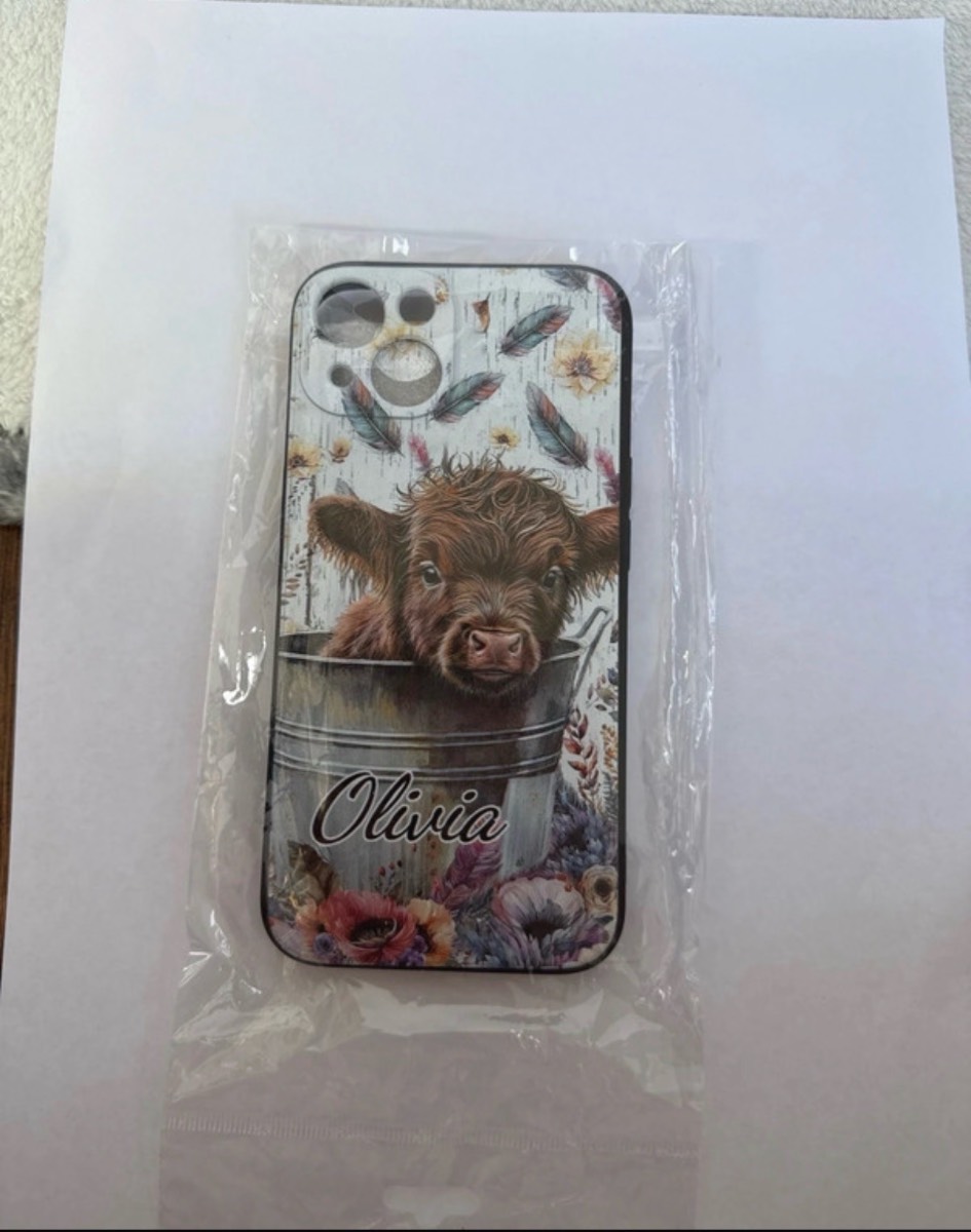 Personalised ‘Olivia’ iPhone 13 highland cow phone case