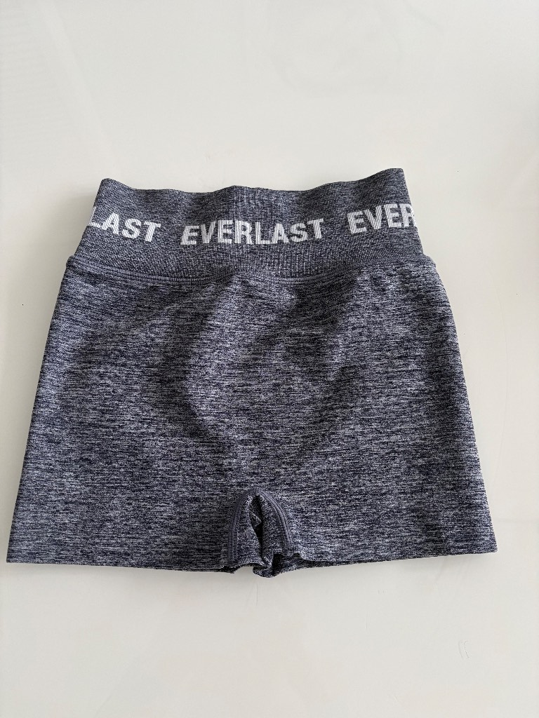 Everlast womens seamless gym shorts - UK 6