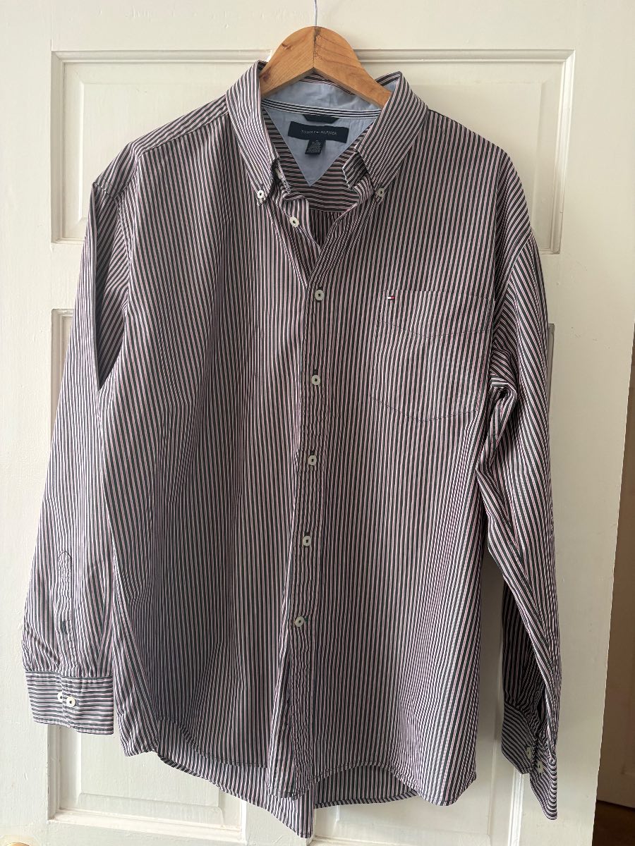 Tommy Hilfiger Men's Striped Long Sleeve Button Up Shirt With Pocket - XL