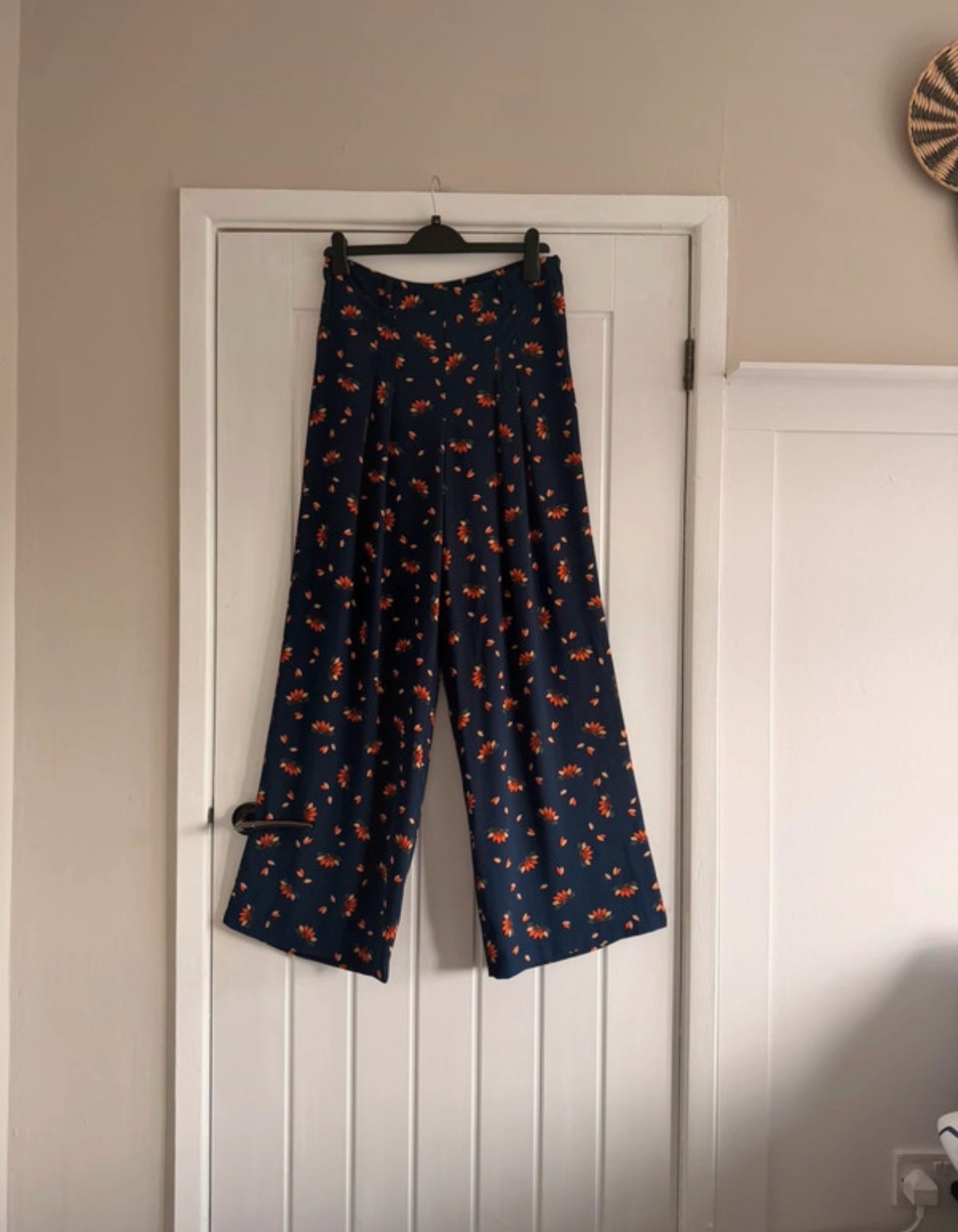 Warehouse wide leg trousers size 10