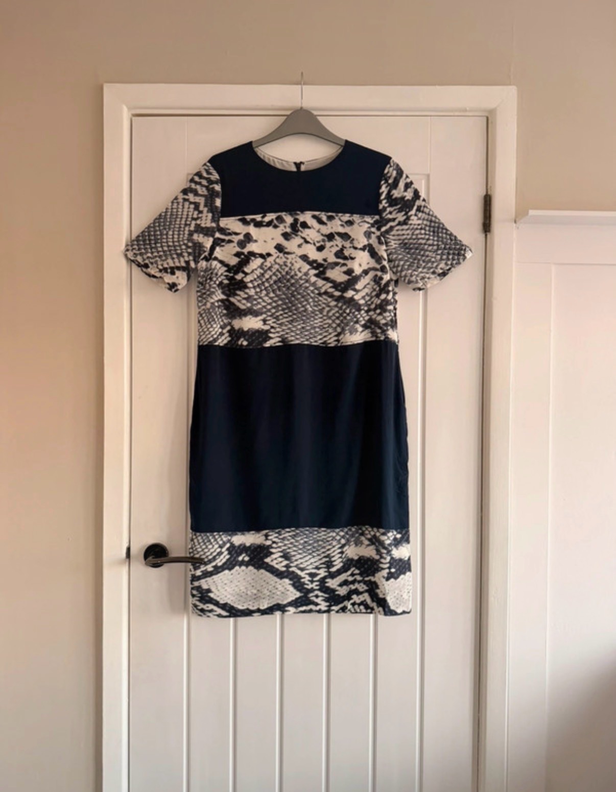 Jaeger silk and polyester dress size 10