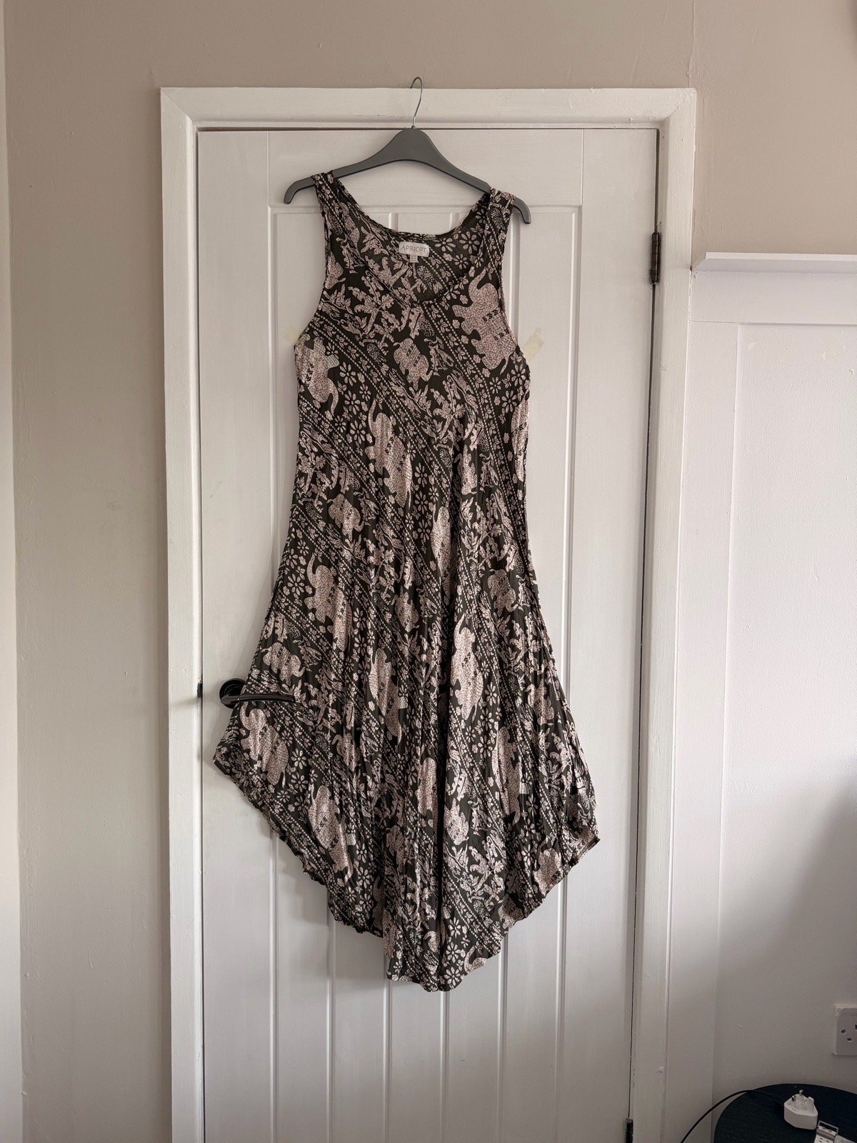 Apricot elephant summer dress size 16