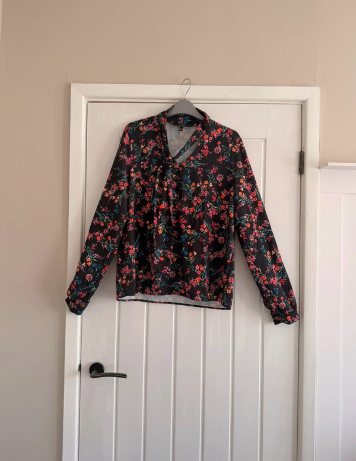 Lipsy floral blouse size 12