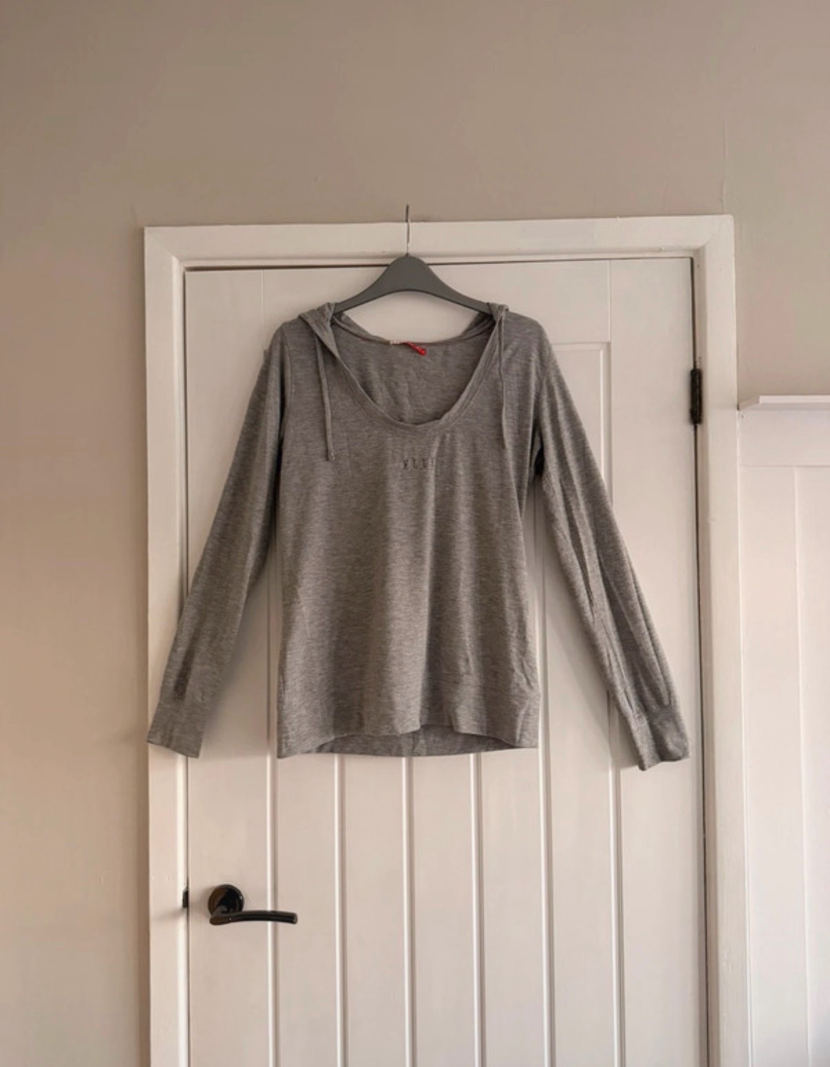 Elle sport Y2K grey top size 12