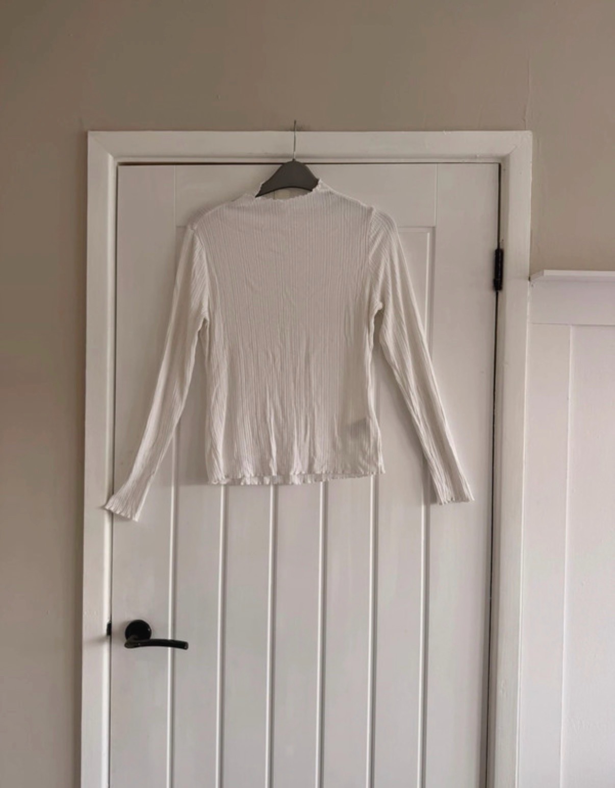 H&M ladies casual top size medium