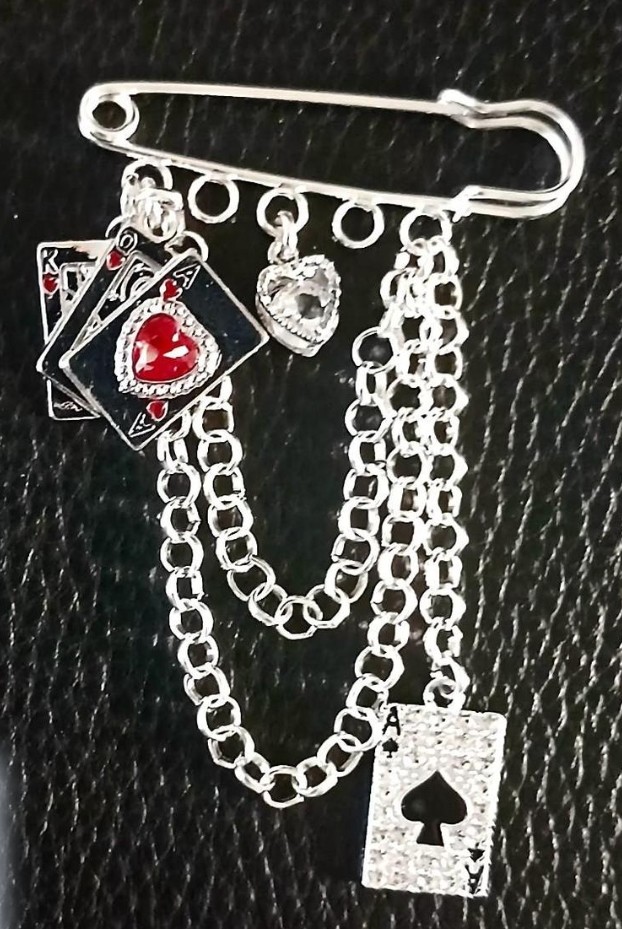 Playing card saftey pin brooch
