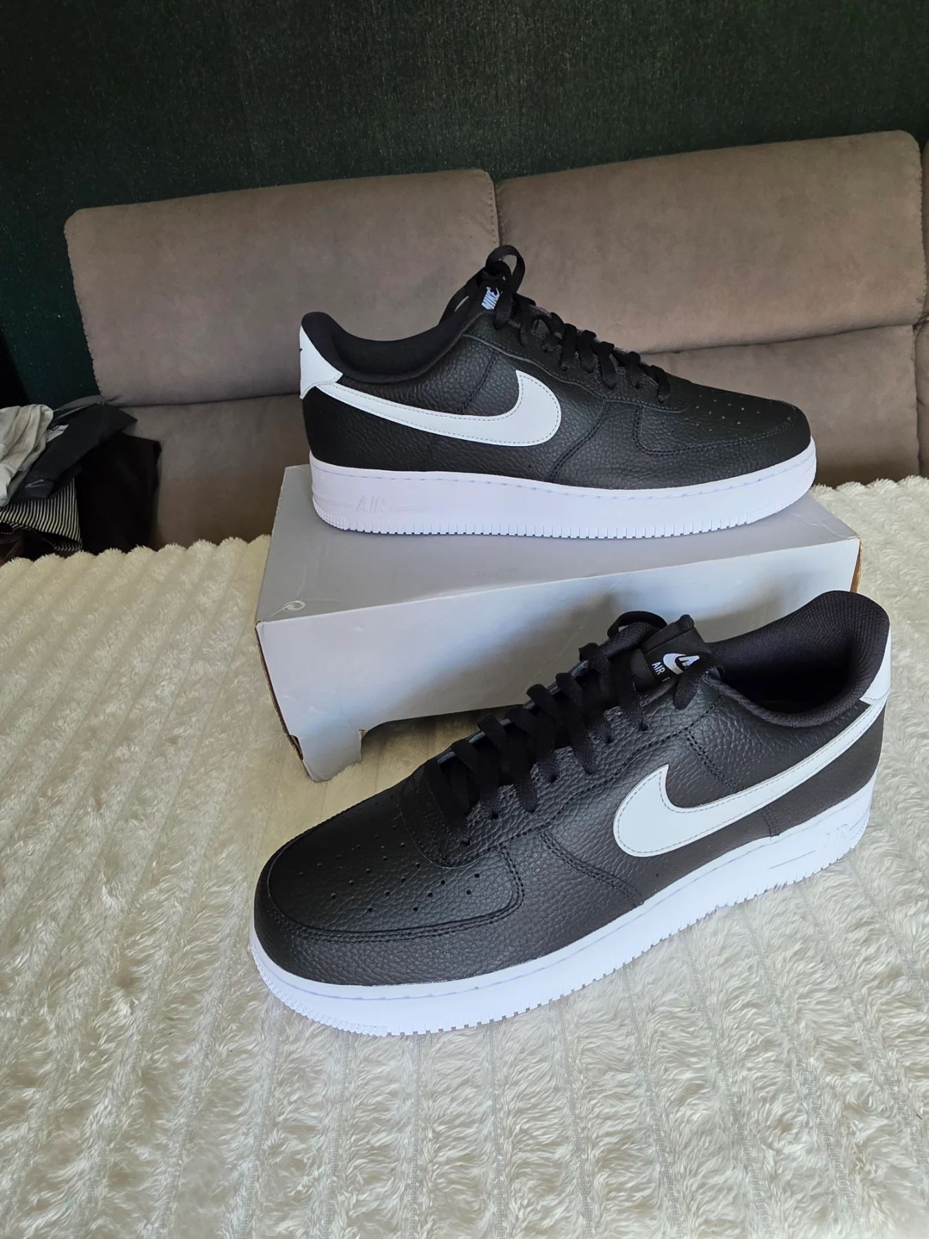 Nike air force 1 07 mens size 13
